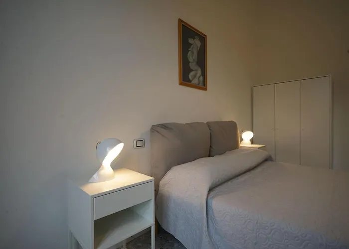 Apartman Manzoni 22 *