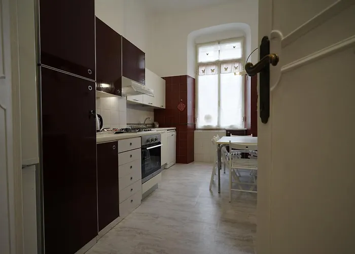 Manzoni 22 Apartman La Spezia